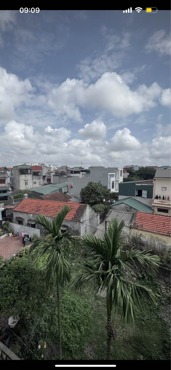 Nhà 3 tầng Phường Đông Vệ 120m² giá 2.4 tỷ - Sẵn sàng vào ở ngay!