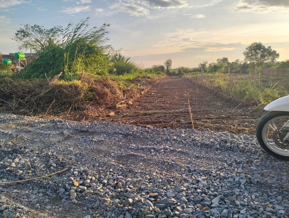 Đất thổ cư 200m² tại Thị trấn Đức Hòa, Long An giá 900 triệu - Cơ hội đầu tư hiếm có!