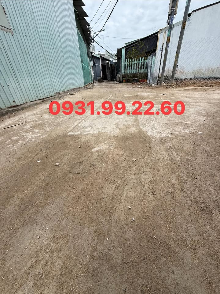 Nhà 3 tầng mặt tiền kiệt PN Xương, 52m² giá 1.37 tỷ - Cơ hội đầu tư hấp dẫn!