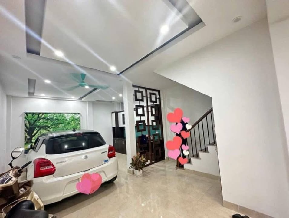Nhà đẹp lô góc Hoàng Hoa Thám Tây Hồ 35m² giá 11.5 tỷ - Ô tô vào tận nhà!
