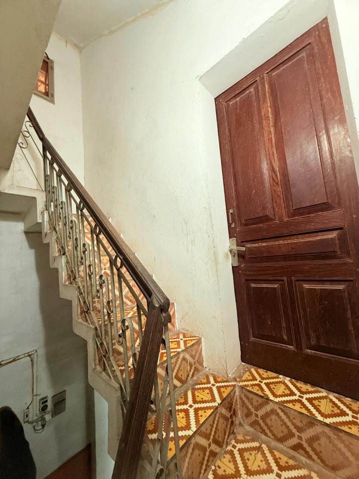 Nhà 3 tầng Phường Cầu Diễn, Quận Nam Từ Liêm 44m² giá 10 tỷ - Phù hợp cho đầu tư hoặc ở lâu dài!