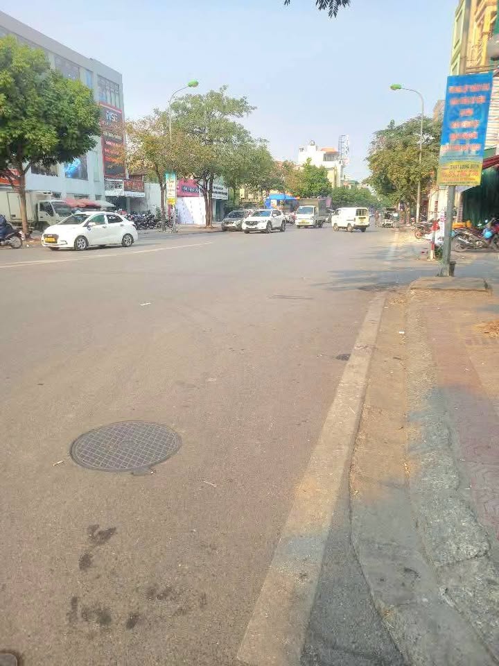 Đất Phố Sài Đồng, Quận Long Biên 60m² giá 8 tỷ - Nằm sát đường ô tô tránh!