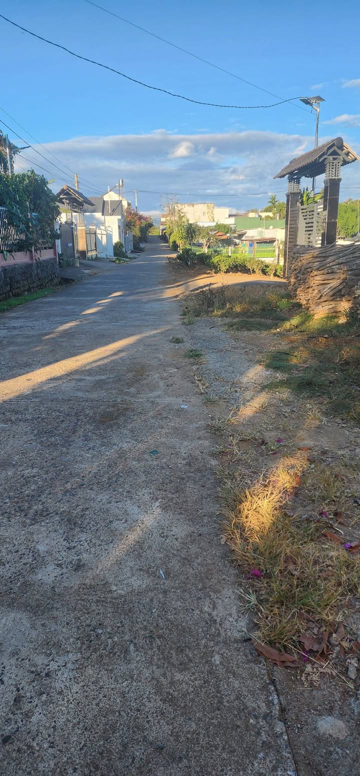 Nhà hẻm 146 Lê Phụng Hiểu, Bảo Lộc 266m² giá 2.6 tỷ - Không thể bỏ lỡ!