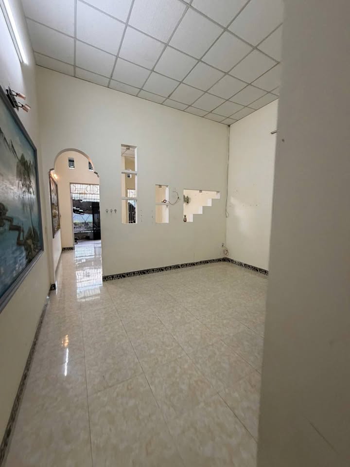 Nhà cấp 4 Quang Trung, TP Kon Tum 125m² giá 1.5 tỷ - An cư lý tưởng!