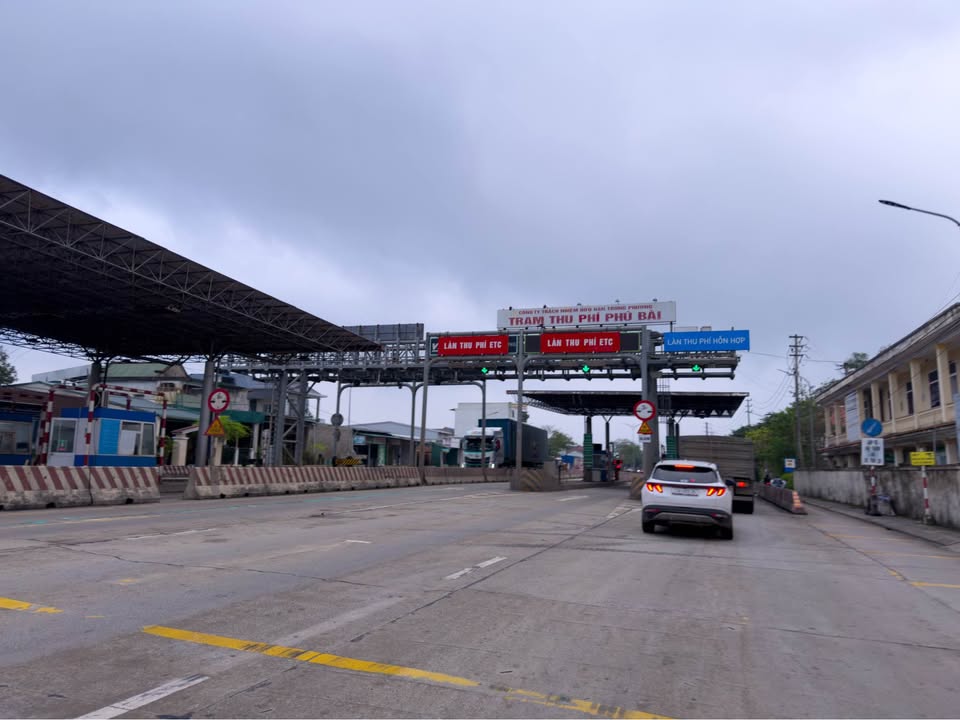 FrontHouse mặt tiền Quốc lộ 1A, Hương Trà, 96m² giá 2.3 tỷ - Đầu tư sinh lời ngay!