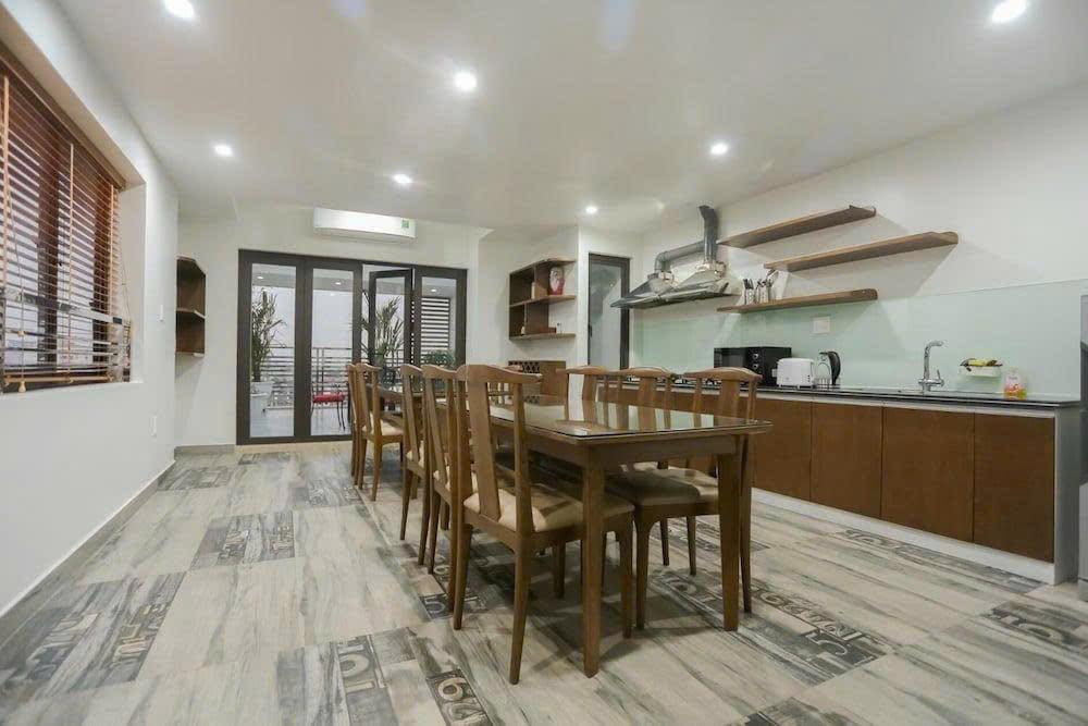 Cho thuê khách sạn Lê Hồng Phong, Hải Phòng - 9 tầng, 20 phòng