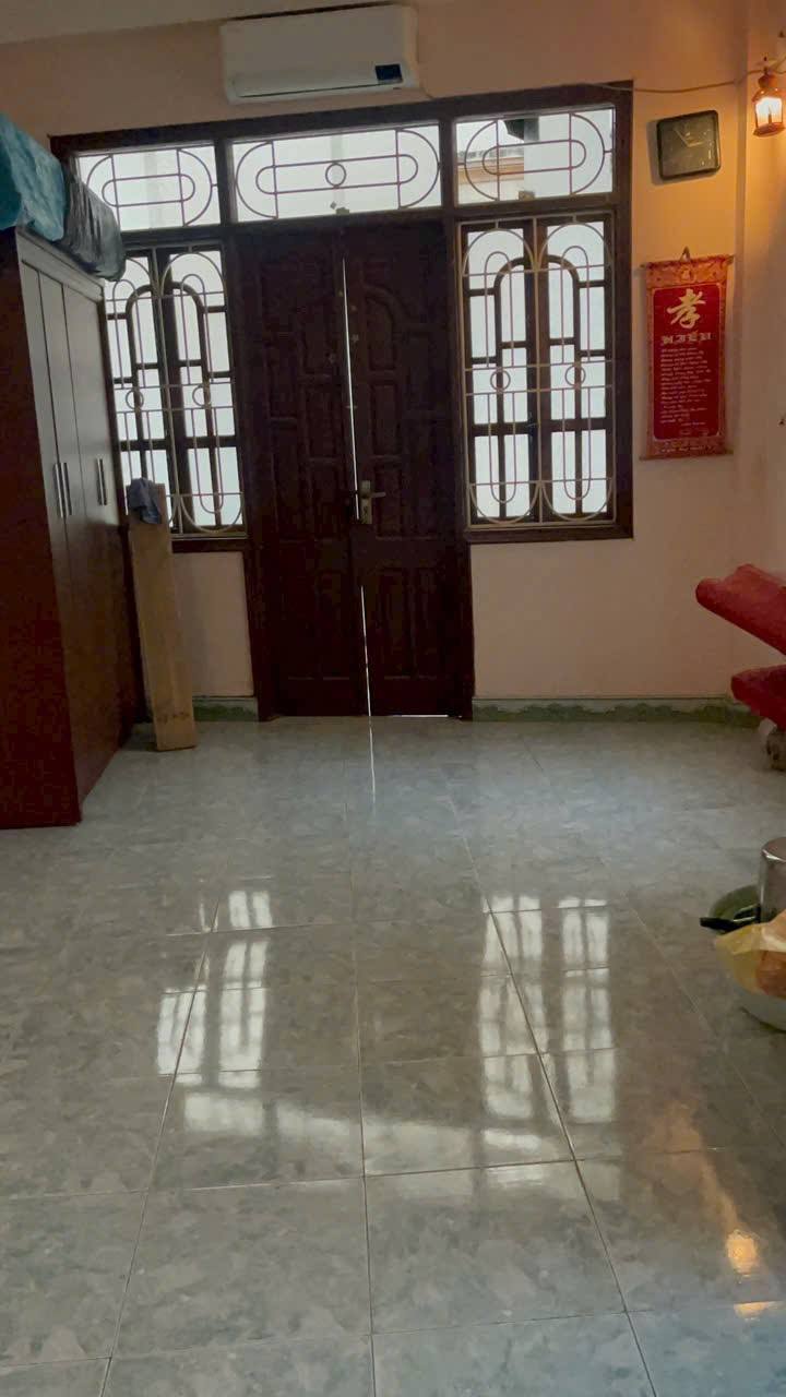 Nhà cho thuê 5 tầng tại Tôn Đức Thắng, Đống Đa - 11 triệu/tháng, chính chủ