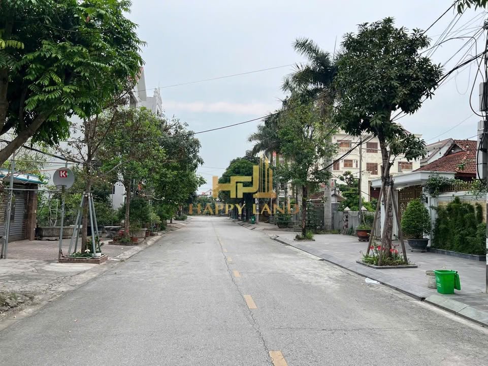 Đất mặt đường Hoàng Quốc Việt Ninh Bình 129m² giá 12 tỷ - Cơ hội đầu tư hấp dẫn!