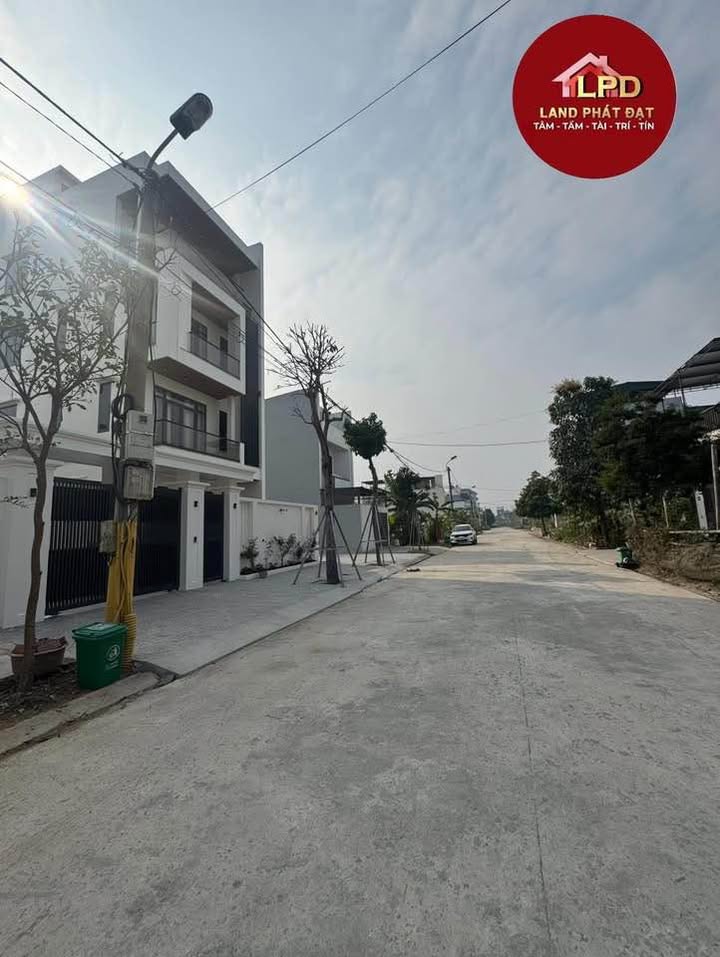 Bán đất mặt tiền Phố Thanh Bình, Ninh Sơn, 114m² - Hướng Nam, giá thỏa thuận!