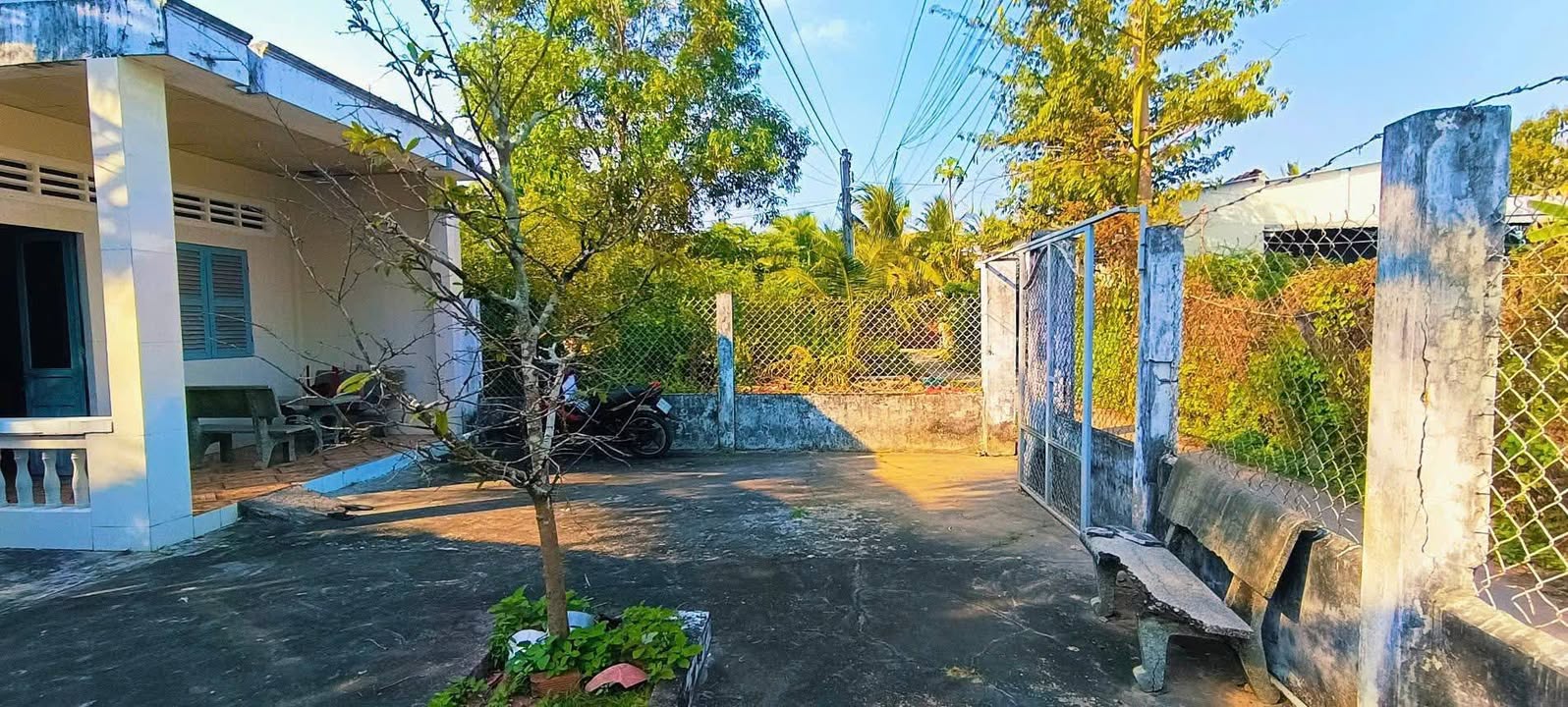 Nhà phố Phú Hưng, Bến Tre 306m² giá 850 triệu - Sẵn sàng giao dịch!