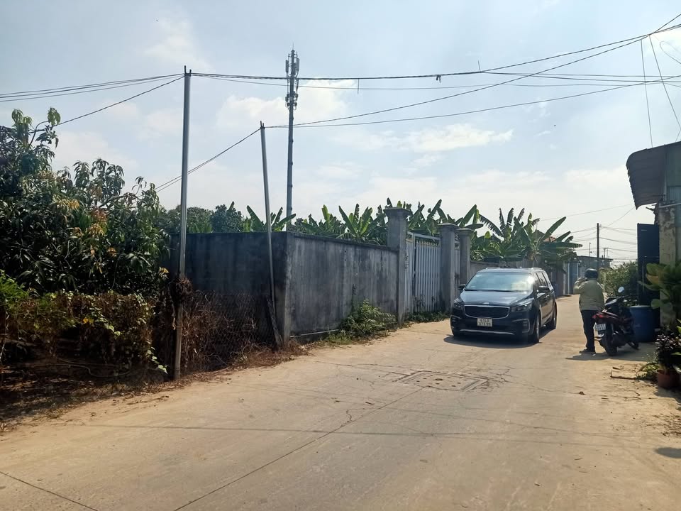 Đất thổ cư 200m² xã Tân Hiệp, Hóc Môn giá 12 tỷ - Cơ hội đầu tư vàng!