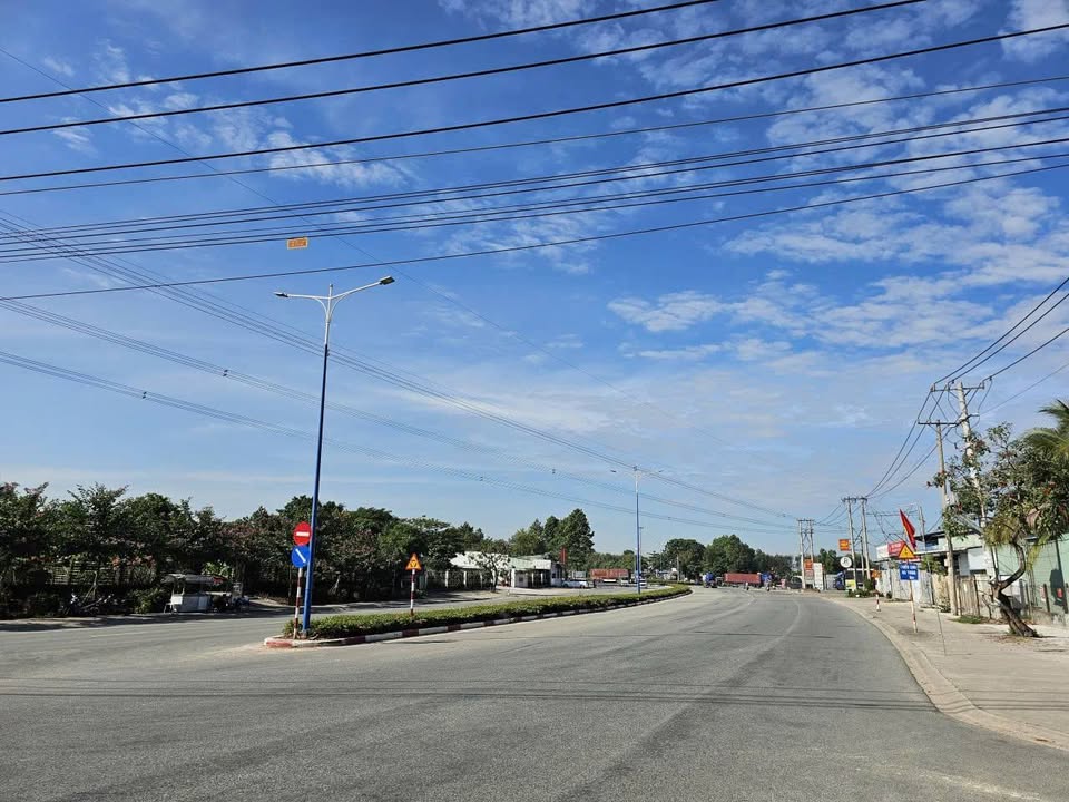 FrontHouse Võ Văn Kiệt Thủ Dầu Một 105m² giá 2 tỷ - Đầu tư sinh lời ngay!