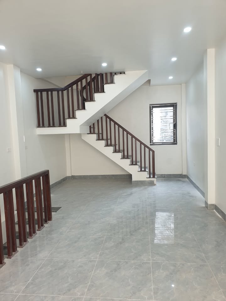 Nhà 4 tầng phố Vị Xuyên, 30m² giá 1.89 tỷ - Thiết kế hiện đại, gần hồ