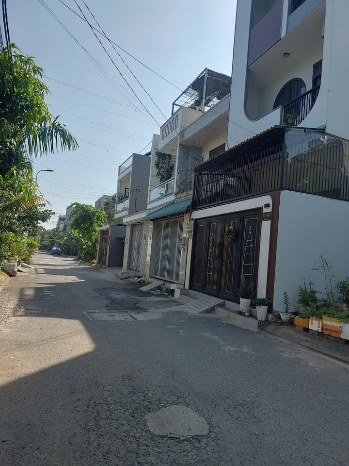 Đất nền đẹp tại hẻm 200 Bưng Ông Thoàn, Quận 9, 66.2m² chỉ 4.75 tỷ - Cơ hội đầu tư vàng!