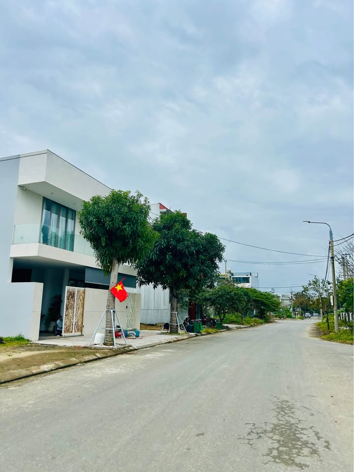 Đất nền Hòa Xuân 100m² giá 4 tỷ - Đầu tư sinh lời tiềm năng!