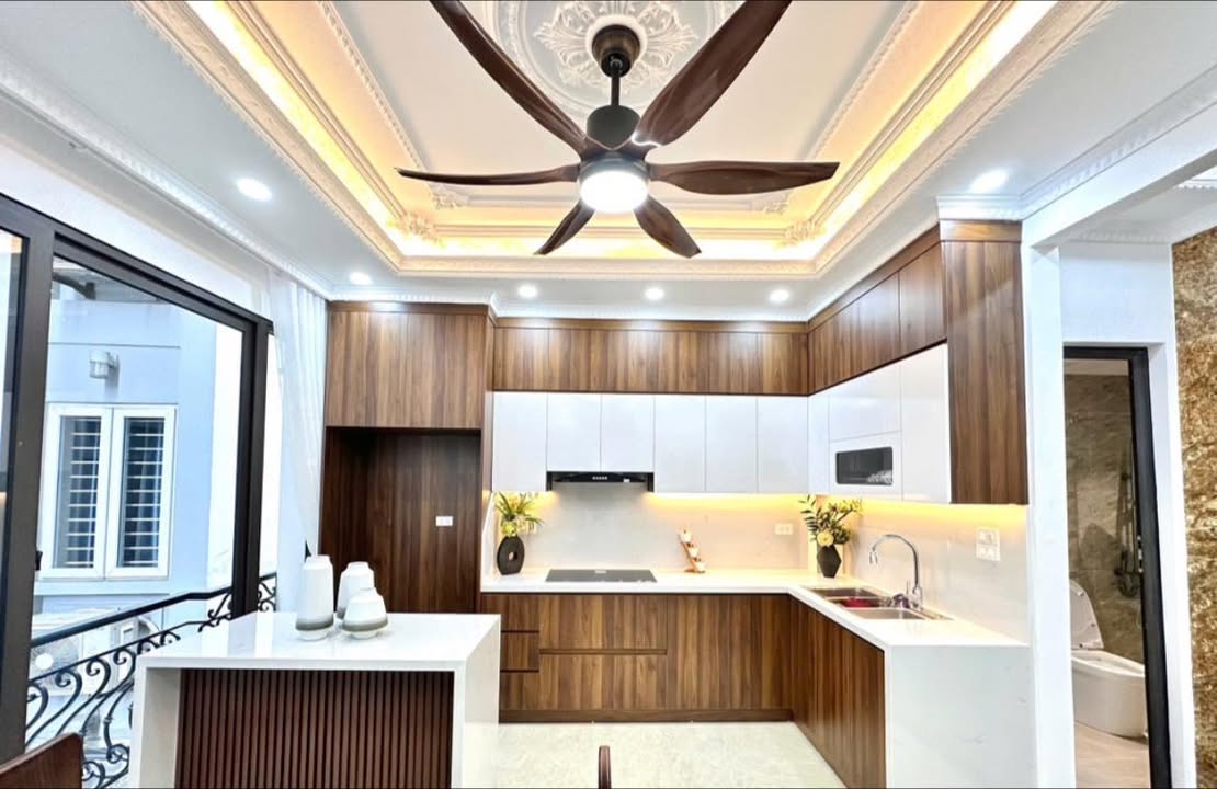 Nhà riêng Phố Cầu Giấy 40m² giá 10.5 tỷ - Sẵn sàng vào ở ngay!