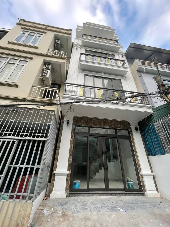 Nhà 4 tầng Trần Hưng Đạo, Hạ Long 54m² giá 3 tỷ - Đường ô tô rộng rãi