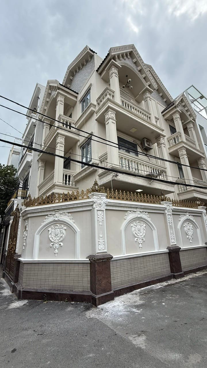 Nhà phố cho thuê tại Quận 7 - Diện tích 190m², sang trọng và tiện nghi