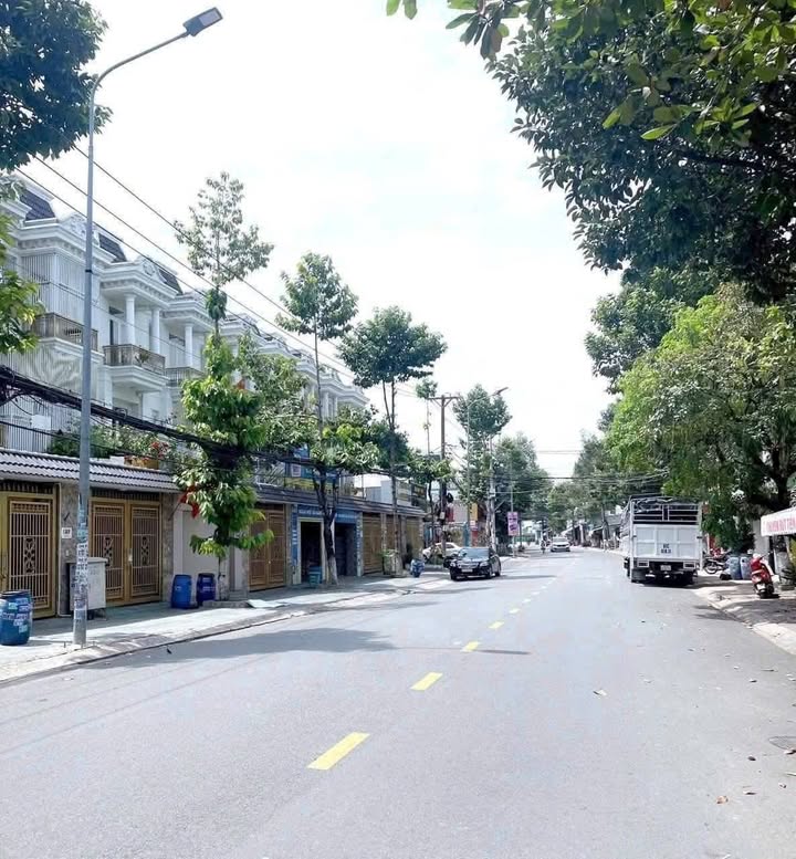 FrontHouse mặt tiền Võ Thị Sáu 326m² giá 10.8 tỷ - Cơ hội đầu tư sinh lời ngay!