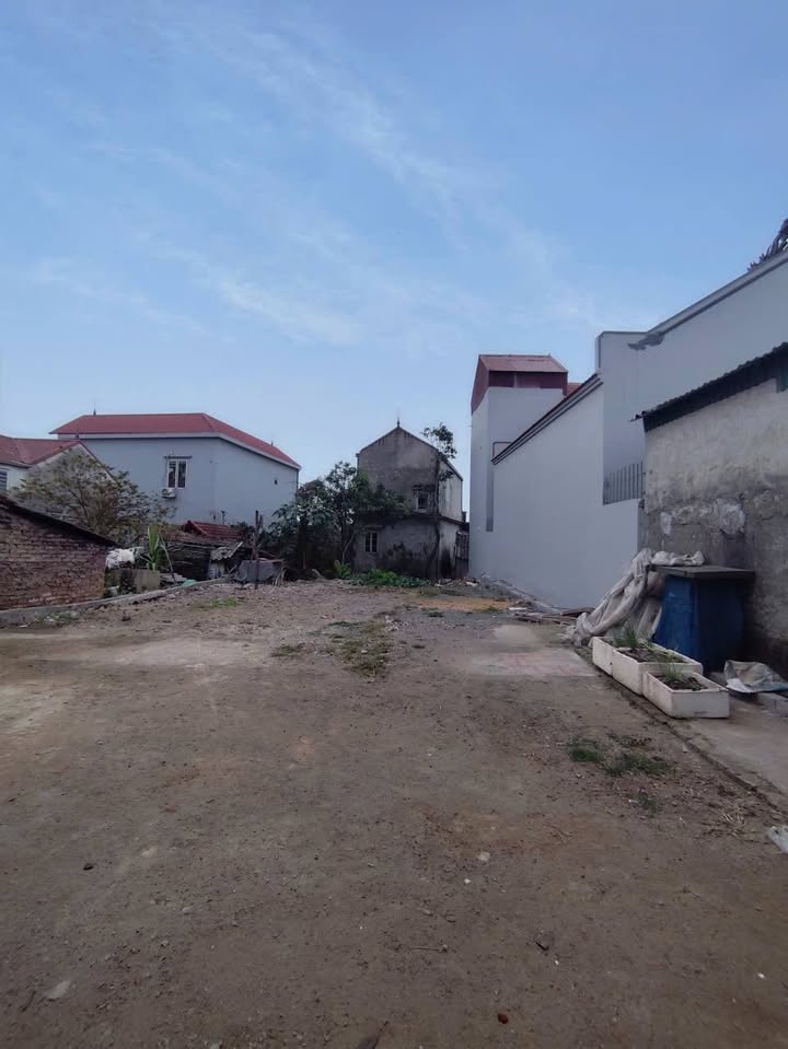 Đất thổ cư Phượng Dực, Huyện Phú Xuyên 91m² giá 3 tỷ - Tiềm năng phát triển lớn!