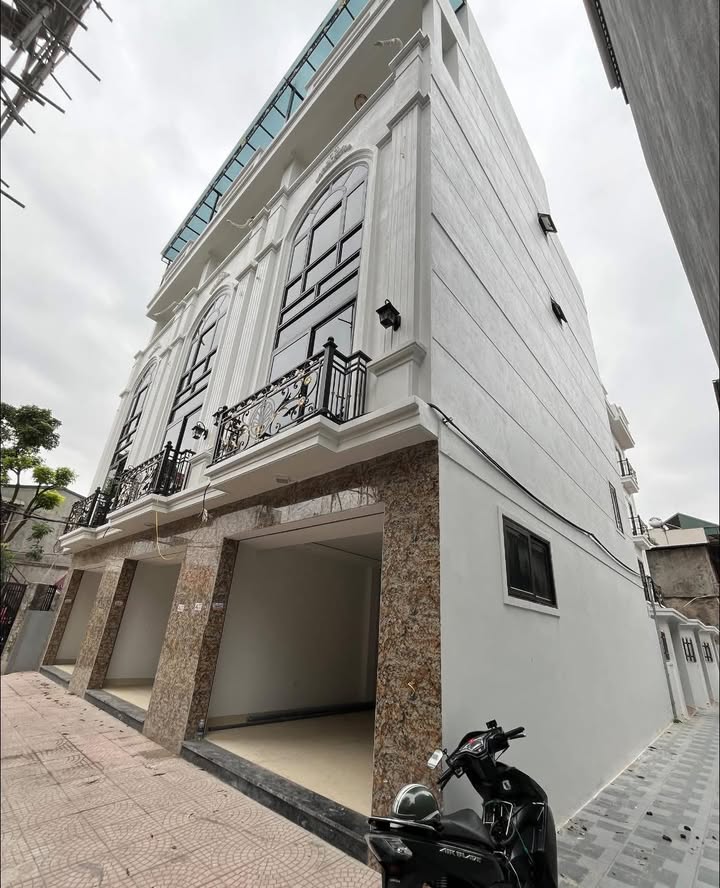 Nhà riêng Phường Quang Trung 60m² giá 6 tỷ - Lô góc hiếm có, ô tô vào tận nhà!