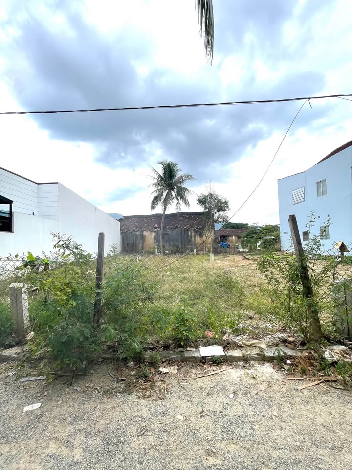 Đất thổ cư Diên An, Diên Khánh 111m² giá 2.55 tỷ - Sổ hồng riêng, đầu tư sinh lời!