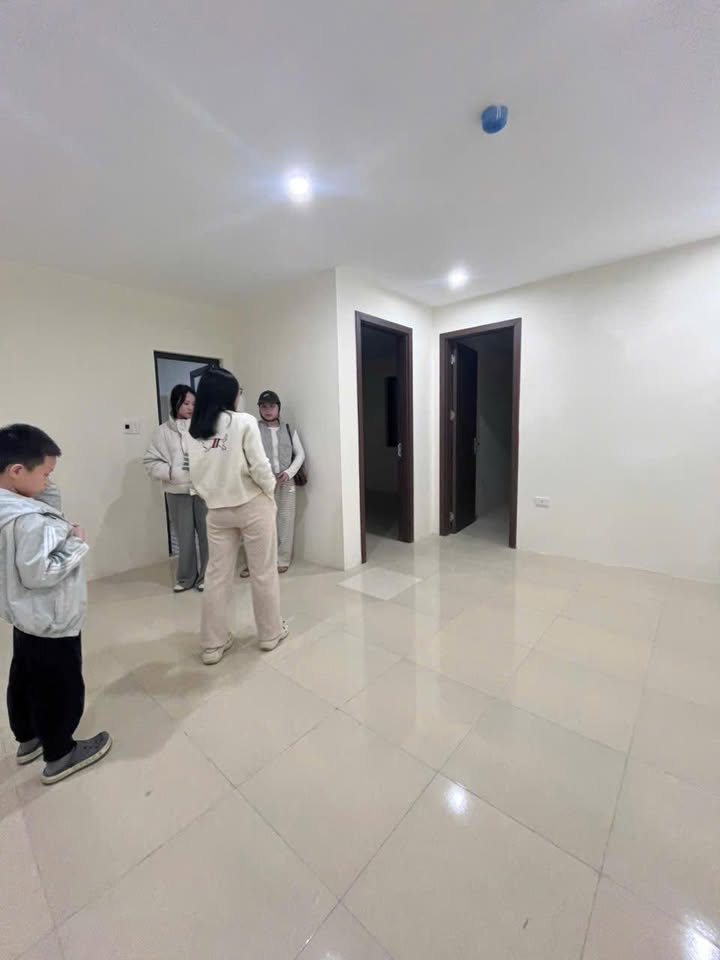 Căn hộ Quảng Thành 2 phòng ngủ giá 3 triệu - Tầng trung tiện nghi!