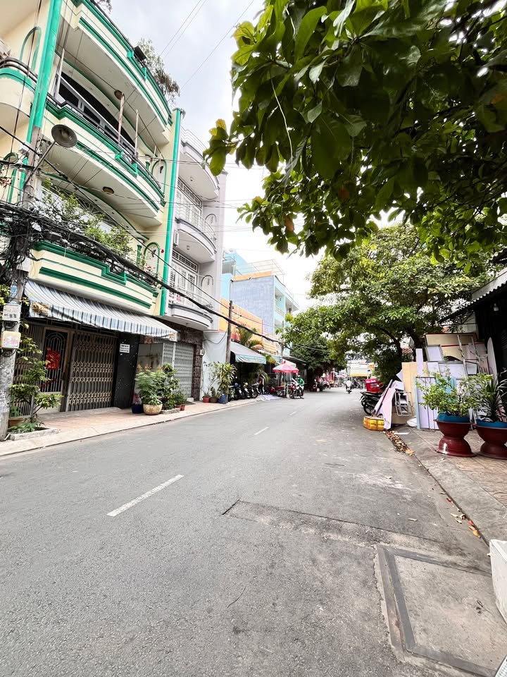 Căn hộ dịch vụ 5 tầng tại Quận Tân Bình 104m² giá 12 tỷ - Nguồn thu 60 triệu/tháng!