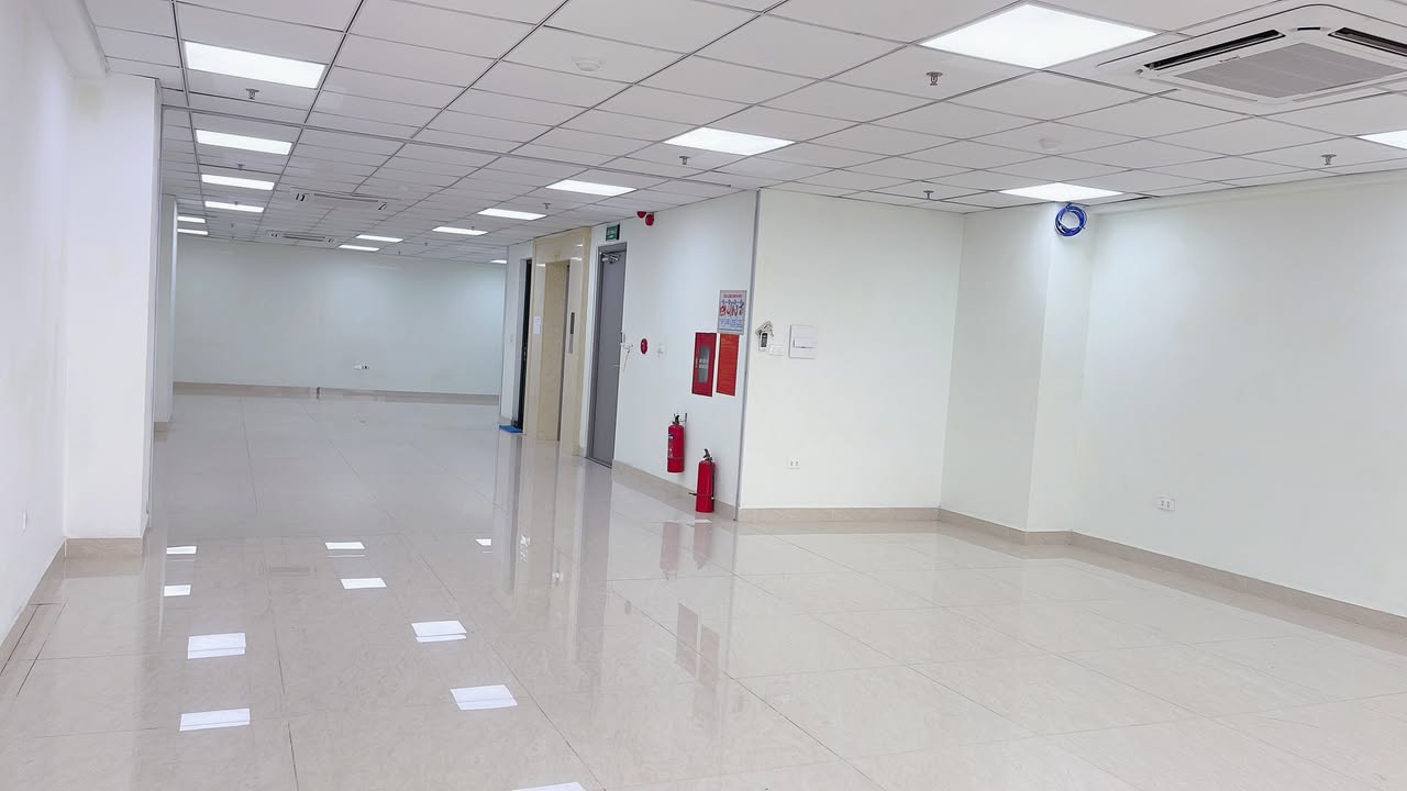 Cho thuê Văn phòng Nguyễn Lương Bằng, Đống Đa - 145m², Giá 16 Triệu/Tháng