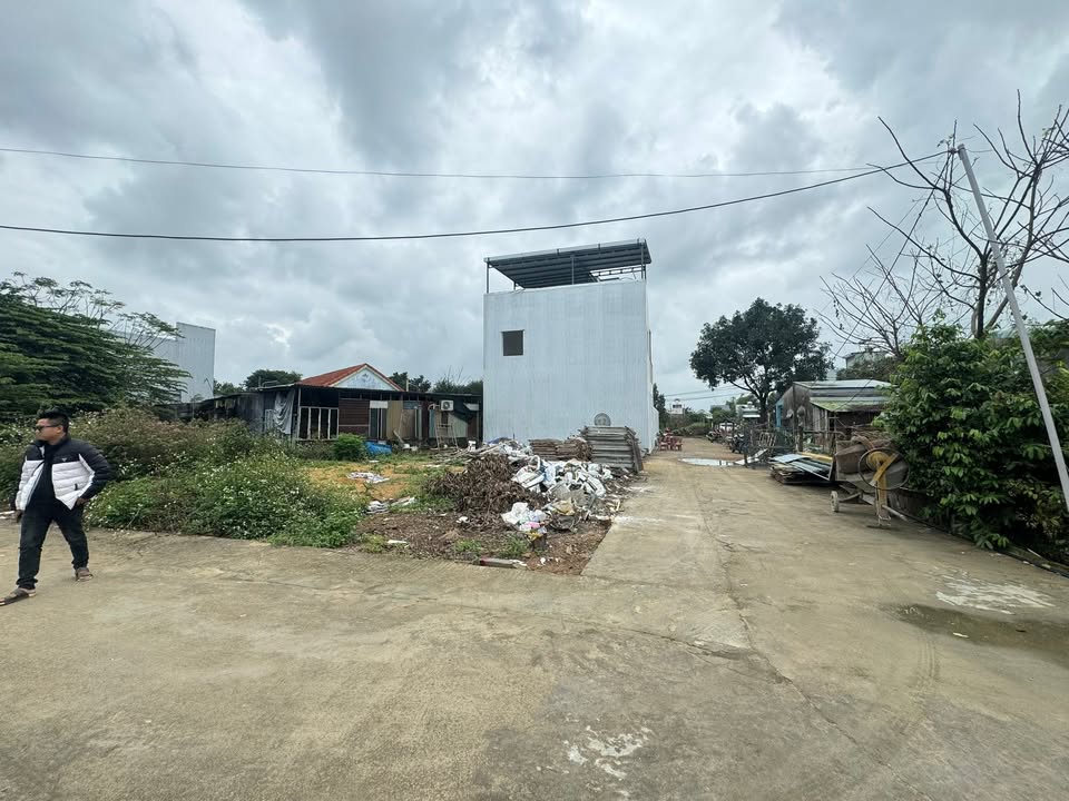 Đất nền Hòa Tiến Đà Nẵng 120m² giá 2.3 tỷ - Đầu tư sinh lời cao!