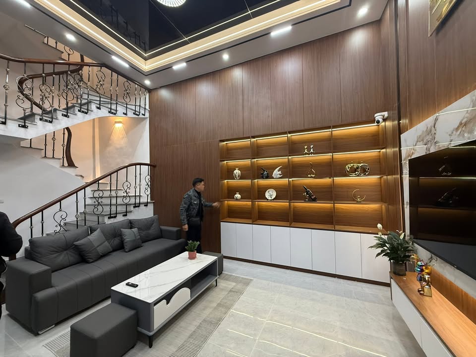 Nhà riêng Phường Cát Linh, Quận Đống Đa 37m² giá 7 tỷ - Sẵn sàng vào ở ngay!