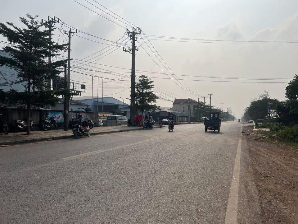 Đất nền mặt đường Vành Đai Đồng Hướng, Huyện Kim Sơn, 100m² - Vị trí đẹp, kinh doanh thuận lợi!