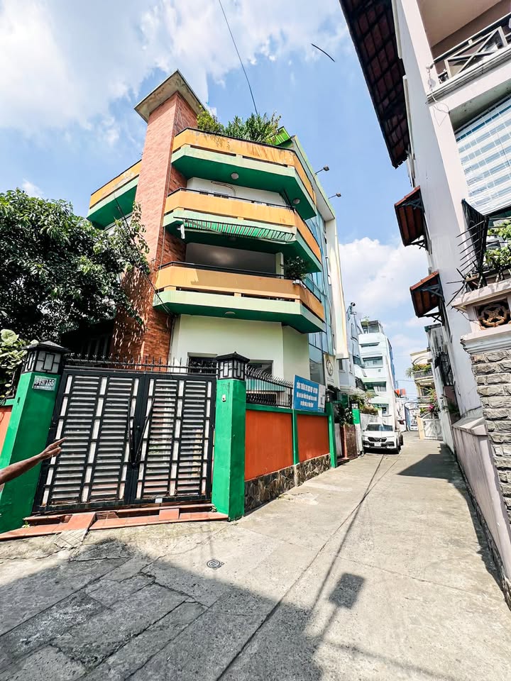 Nhà nguyên căn Phường 13, Quận 10, 140m² - Giá thỏa thuận - Không thể bỏ lỡ!