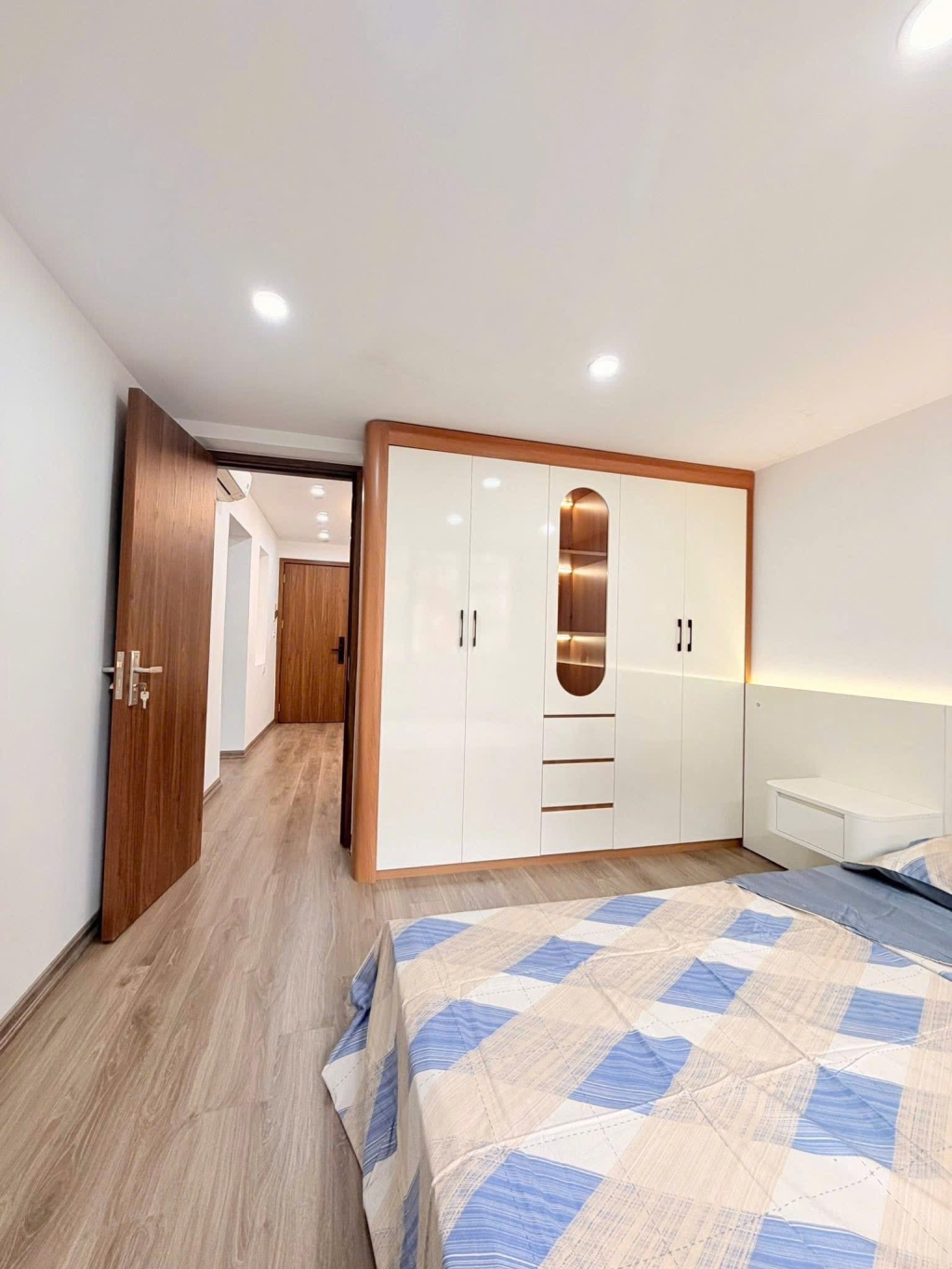 Căn hộ tập thể Nam Đồng, Đống Đa 68m² giá 4.45 tỷ - Nhà đẹp, ô tô đỗ ngay