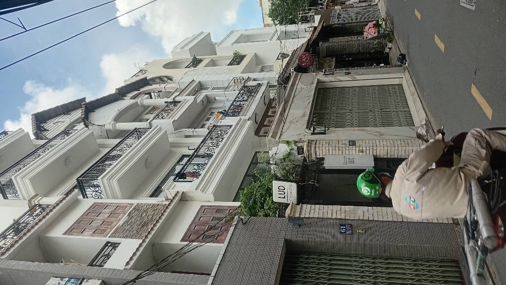 Nhà bán Hiệp Nhất Tân Bình 100m² giá 18 tỷ - Đầu tư sinh lời ngay!