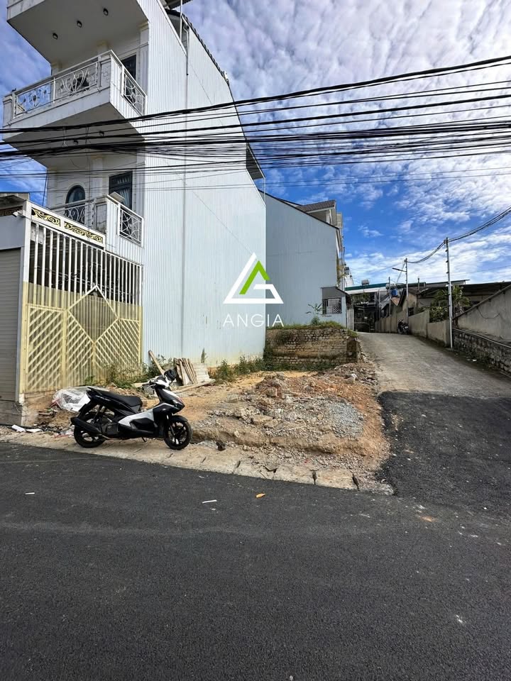 Đất Nguyễn Trung Trực, P4, Đà Lạt - 6.95 tỷ - Sẵn sàng xây dựng 4 tầng