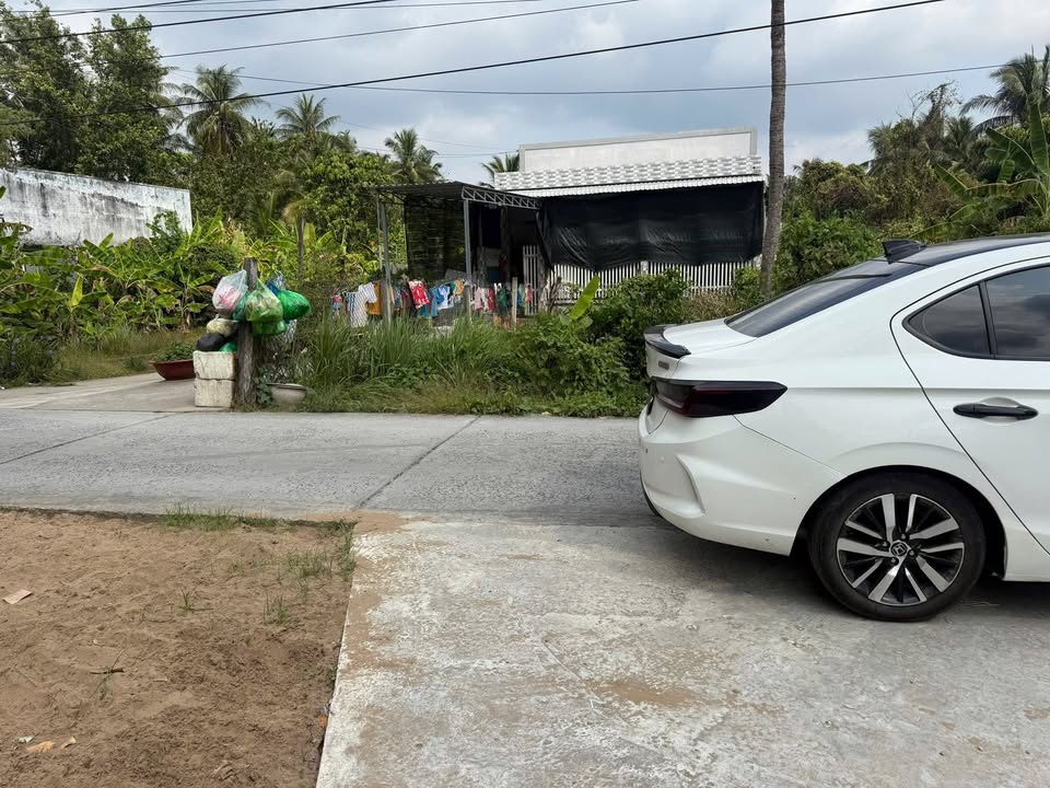 Đất mặt tiền Phường Phú Tân, Bến Tre 82m² giá 530 triệu - Cách chợ chỉ 300m!