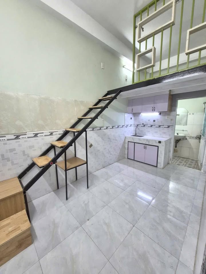 Phòng cho thuê tại 554 Cộng Hoà, Phường 13, Quận Tân Bình giá 3.8 triệu - Không chung chủ, tự do giờ giấc!