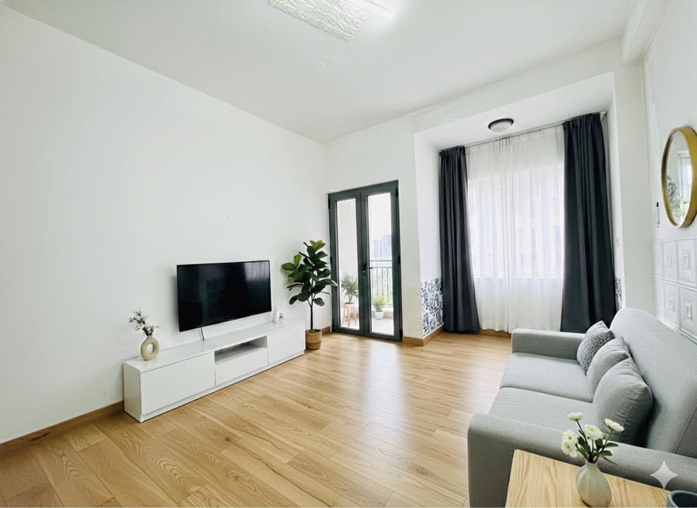 Nhà phố 5 tầng 6PN Lê Văn Sỹ, Phú Nhuận 80m² - Đầu tư 12 tỷ hấp dẫn!