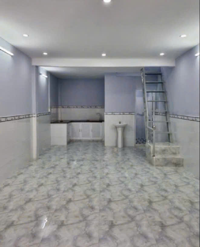 Nhà đẹp Quận Tân Phú 34m² giá 2 tỷ - Sổ hồng chính chủ!