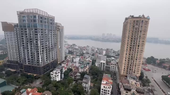 Căn hộ D'El Dorado Tây Hồ 86m² giá 12.7 tỷ - View hồ tuyệt đẹp!