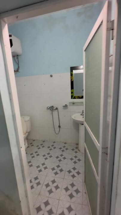 Nhà cấp 4 cho thuê tại Phường Duyên Hải, 361m² giá 4.5 triệu - Đừng bỏ lỡ!