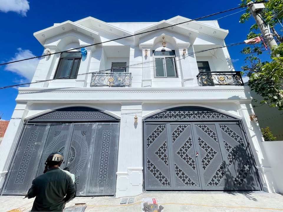 Nhà riêng Phường Thống Nhất 90m² giá 2.3 tỷ - Khu dân cư an ninh tốt