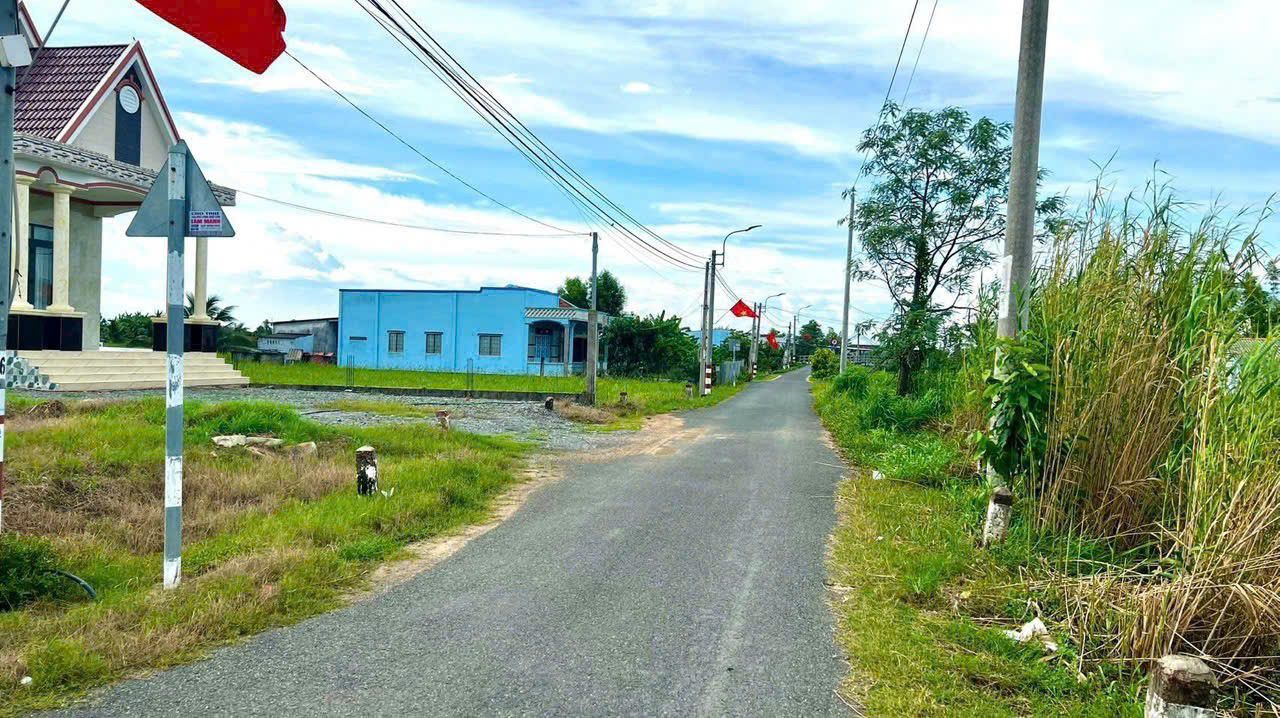 Đất thổ cư 400m² tại ấp Tân Quý, Cần Giuộc - Giá 2.2 tỷ - Vị trí phát triển mạnh mẽ!