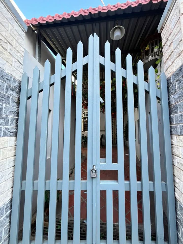 Nhà cho thuê Phường Phủ Hà - 2 phòng ngủ, giá 3.5 triệu - Sẵn sàng vào ở!