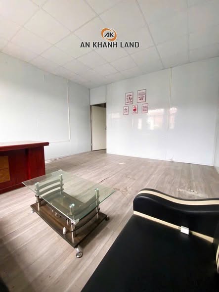 Kho văn phòng cho thuê tại Khu D Geleximco Lê Trọng Tấn 160m² chỉ 21 triệu/tháng