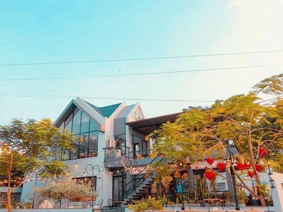 Bán FrontHouse mặt tiền đường Bàu Bàng - Thủ Dầu Một 360m² - Giá chỉ 20.5 tỷ