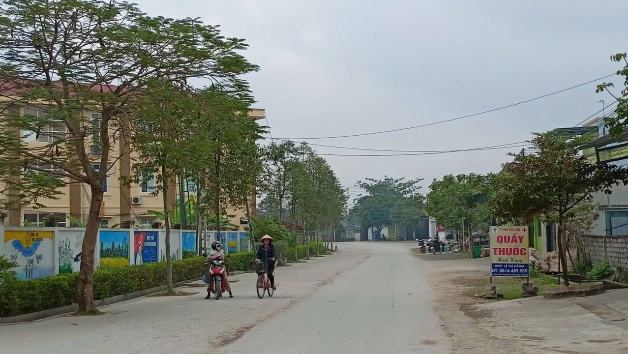 Đất nền Xã Quảng Chính 140m² giá 1.1 tỷ - 2 mặt tiền, vị trí đắc địa!