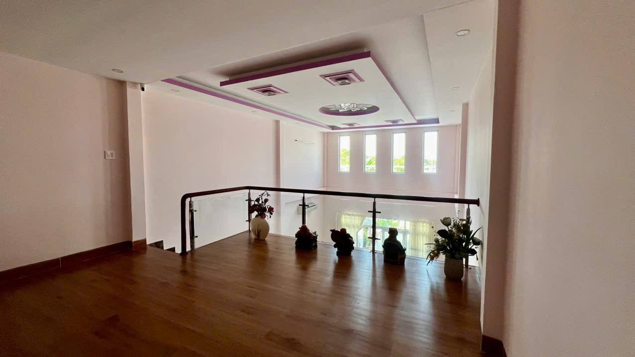 Đất 2 mặt tiền đường Lâm Quang Ký và Nguyễn Thị Minh Khai, 525m² giá 12 tỷ - Đầu tư sinh lời ngay!
