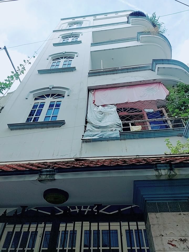 Nhà góc 3 mặt thoáng Phạm Văn Hai, Tân Bình 63m² giá 8.8 tỷ - Đầu tư sinh lời ngay!